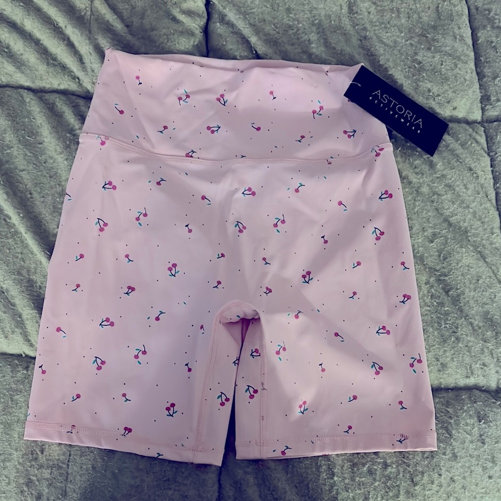 Astoria Shorts